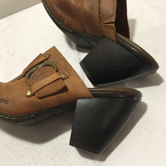 Born b.o.c. Clogs - Picture 11 of 16
